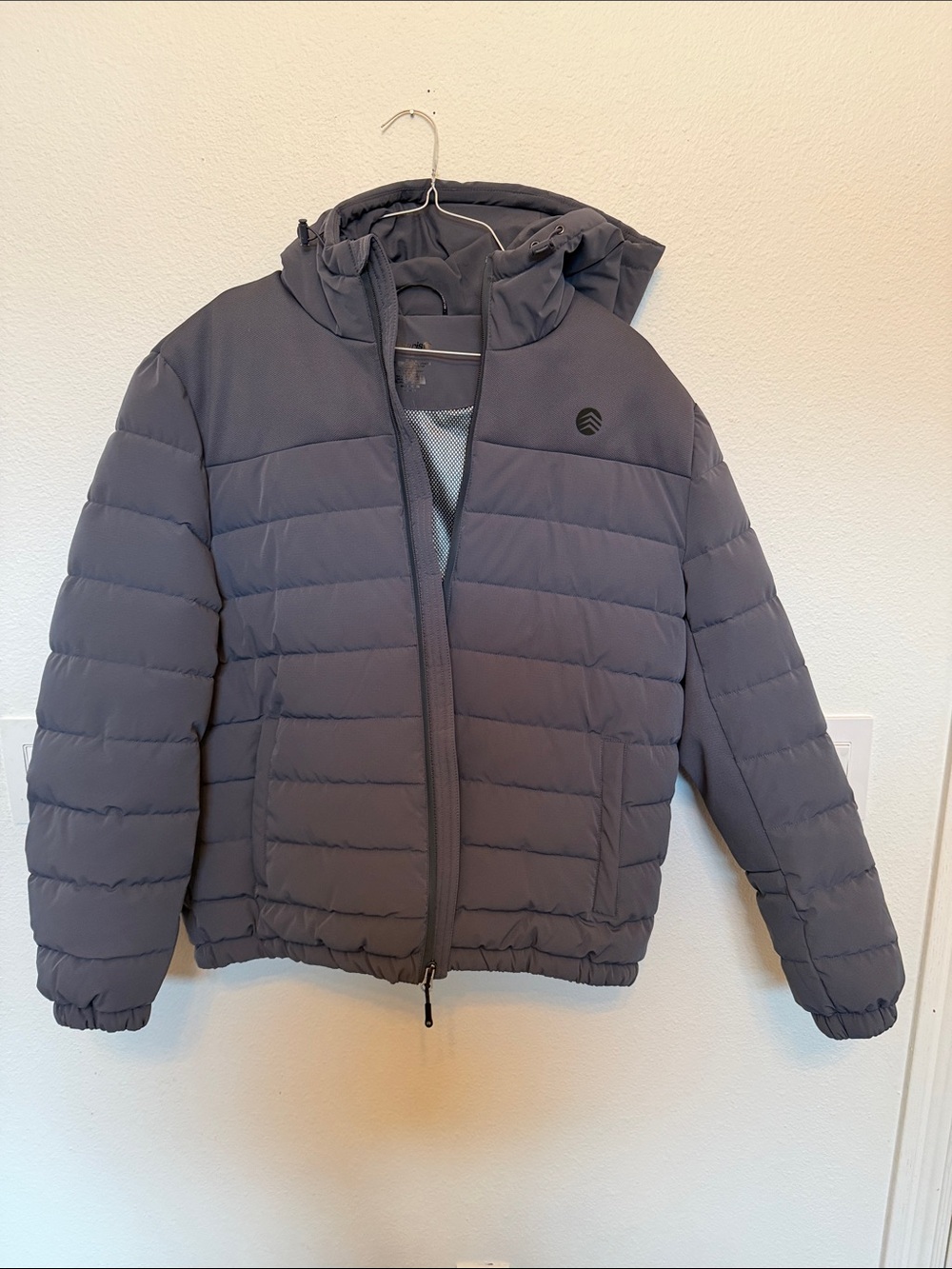 Men's Hooded Puffer Jacket - Charcoal